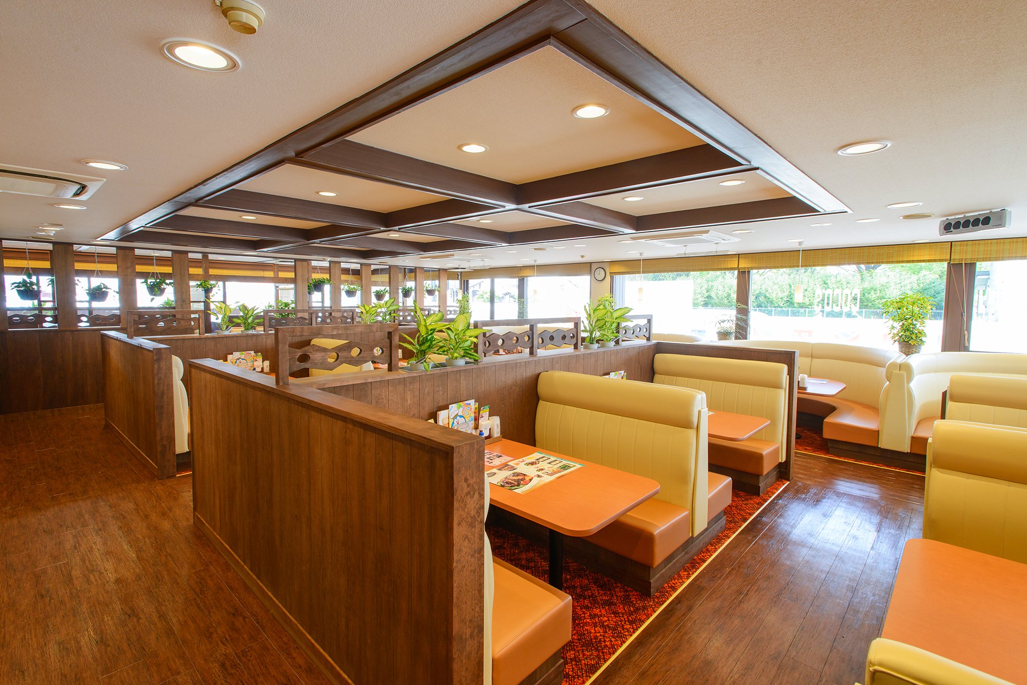 ココス 金沢八日市店