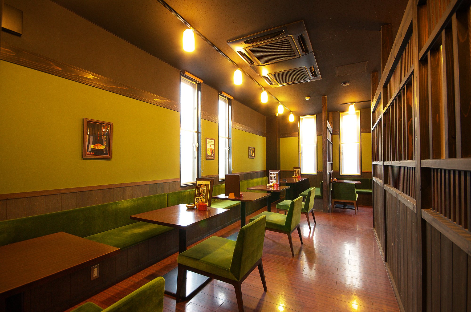 紋土珈琲 高屋店
