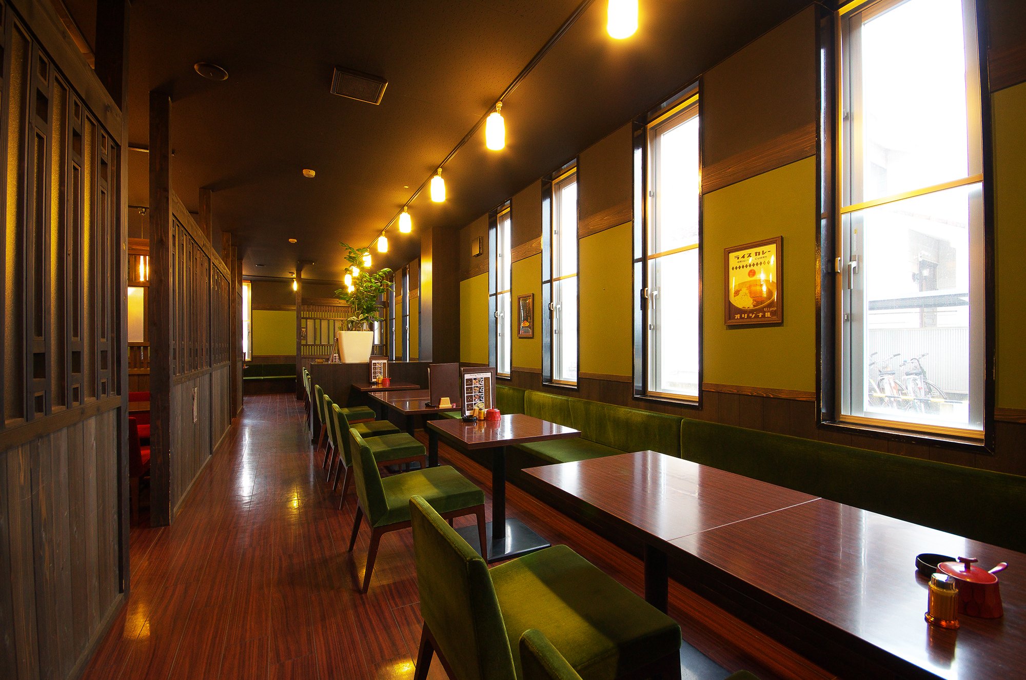 紋土珈琲 高屋店