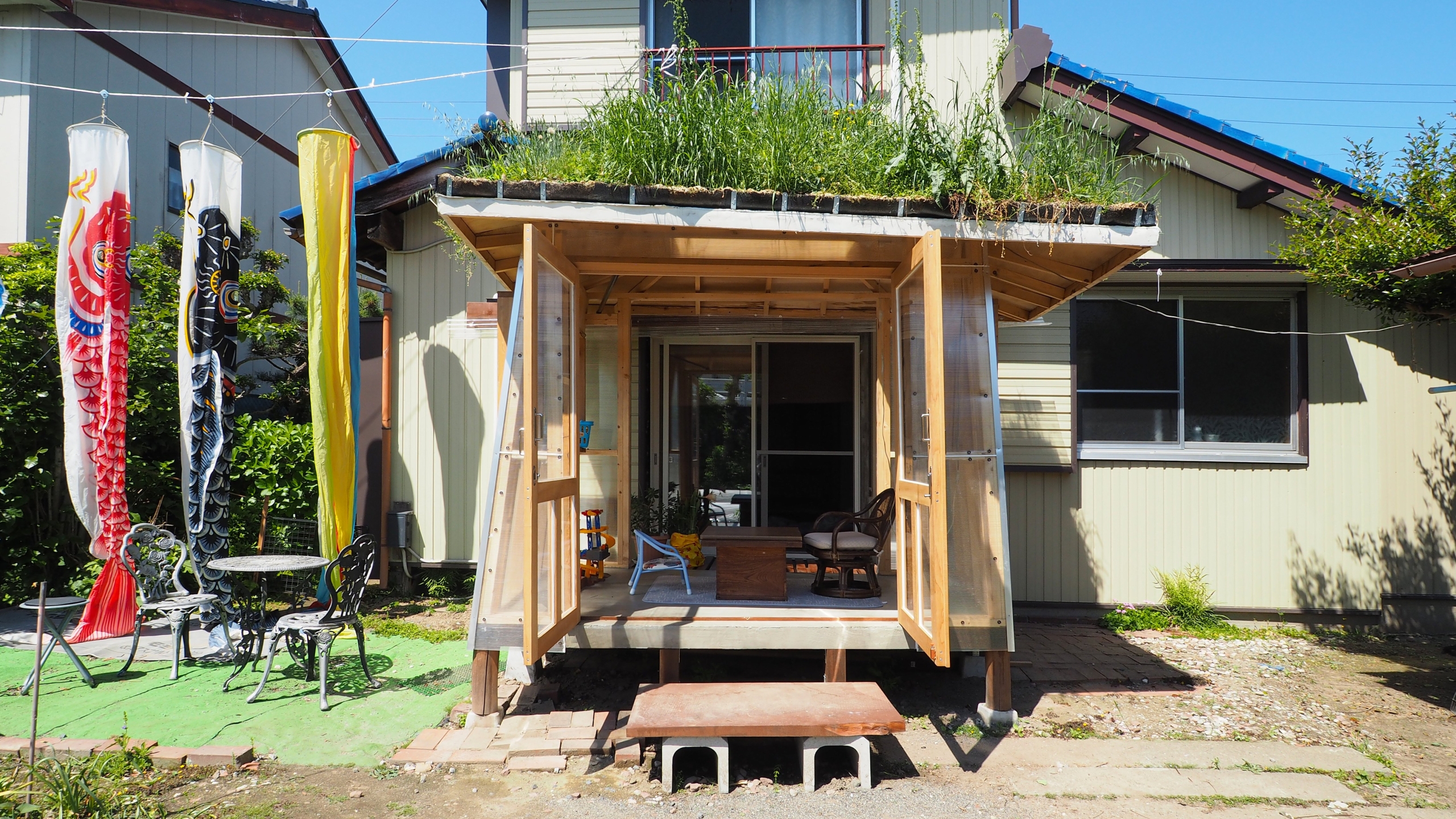 草屋根のサンルーム