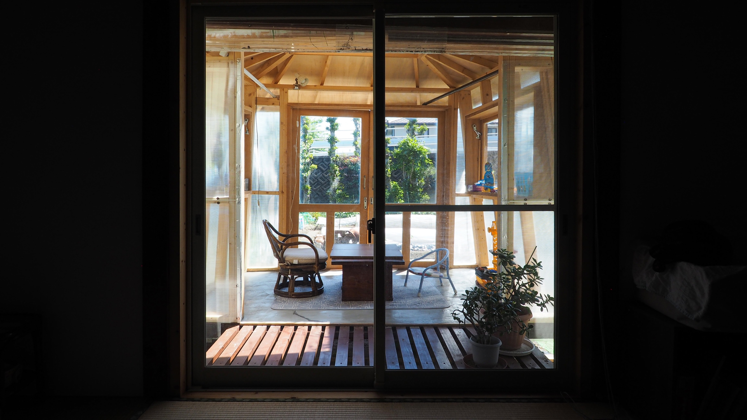 草屋根のサンルーム